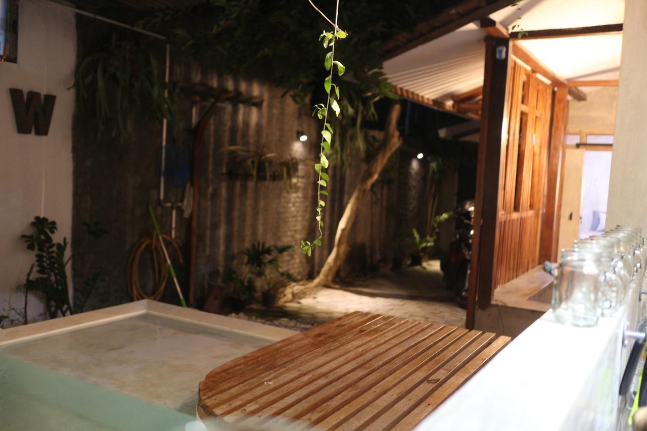 Trava House Villa Jogja Джокякарта Екстериор снимка